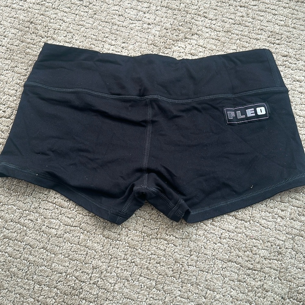 Fleo Shorts